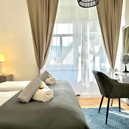 Boutique • Zentrum • Netflix • Parkplatz