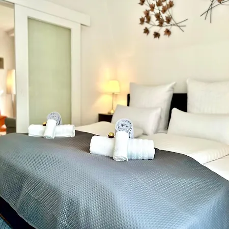 Boutique • Zentrum • Netflix • Parkplatz Lägenhet *