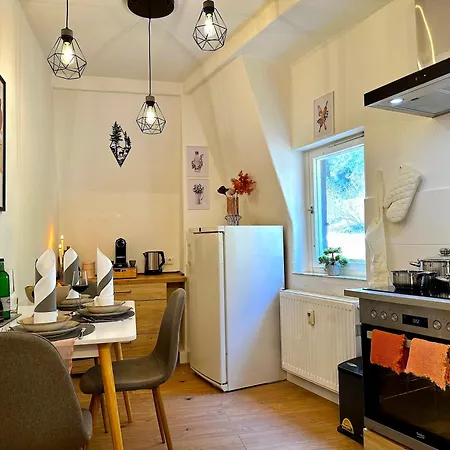 Boutique • Zentrum • Netflix • Parkplatz *