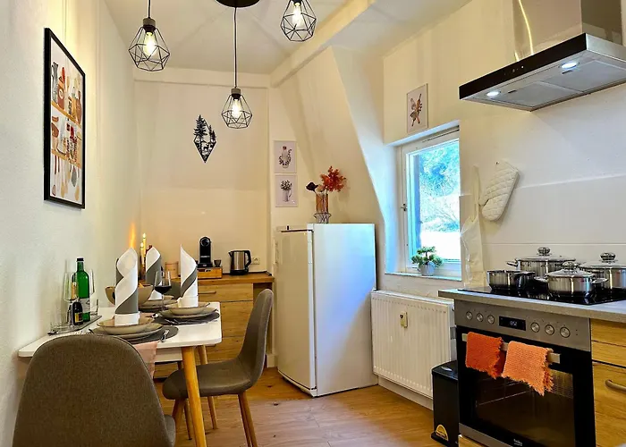 Boutique • Zentrum • Netflix • Parkplatz *