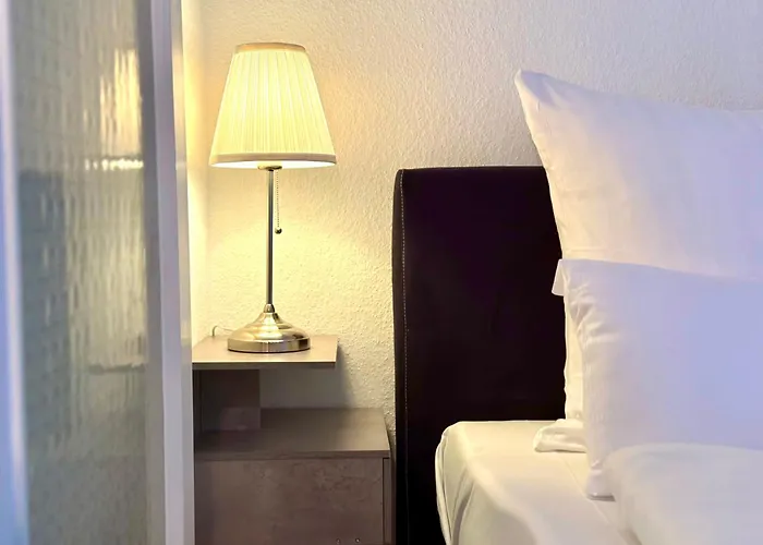 Boutique • Zentrum • Netflix • Parkplatz *